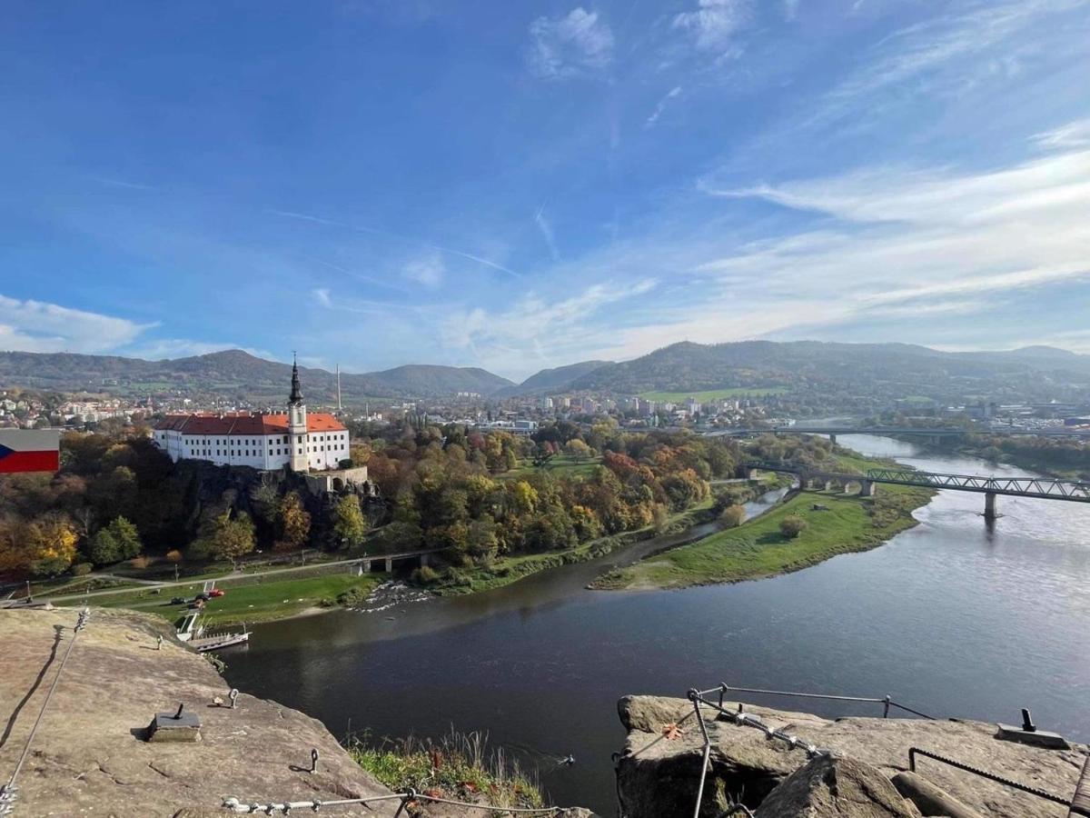 Apartman Oaza Dc Decin Exteriör bild